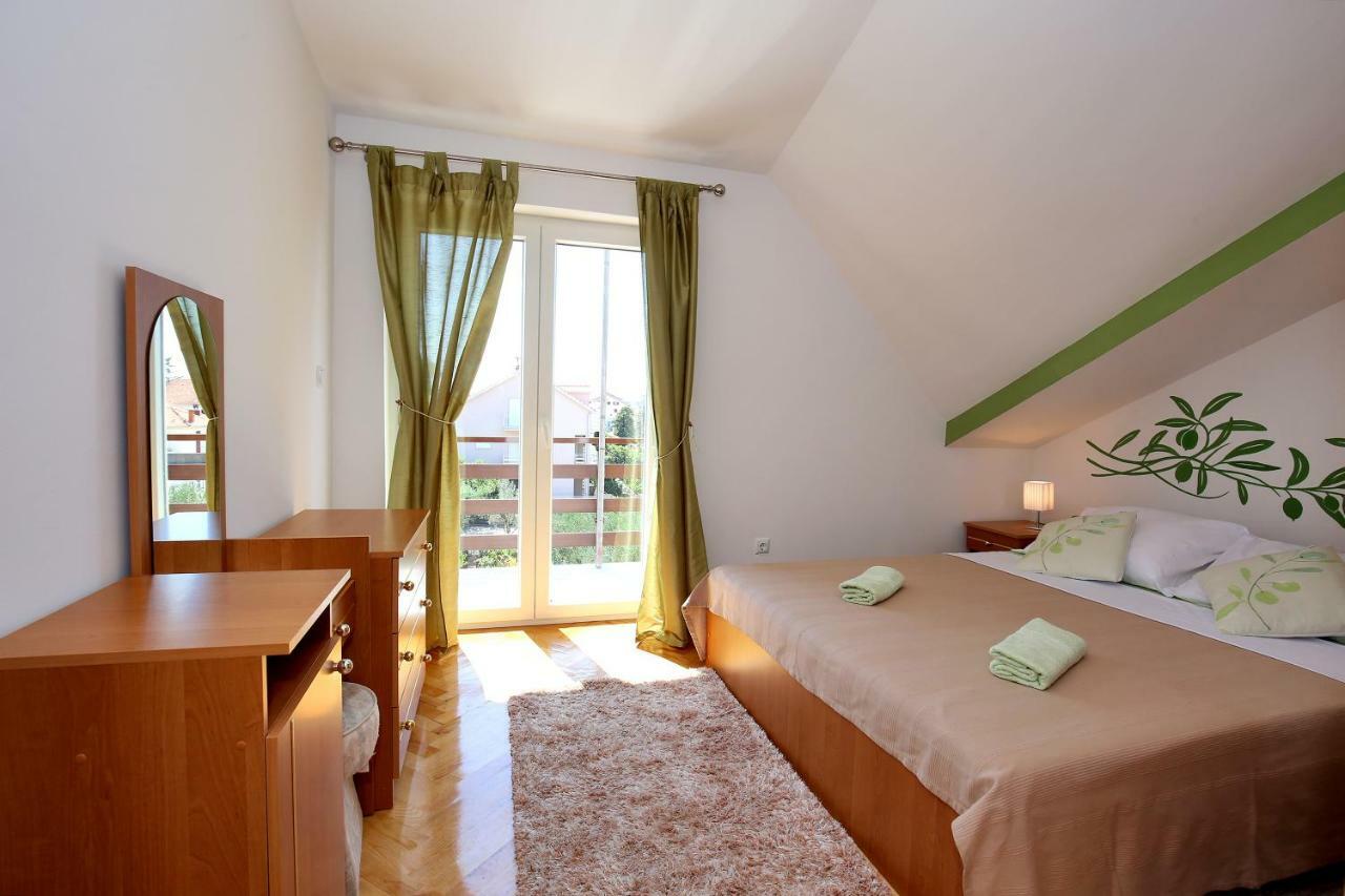 Apartments Mara Задар Екстер'єр фото